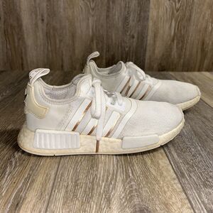 ADIDAS NMD R1 BOOST Women’s US Size 6.5 White Rose Gold Metallic Shoes FW6434